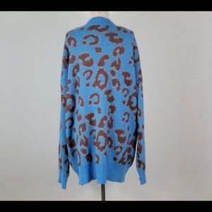 J.O.A. leopard print cardigan sweater blue Sz L